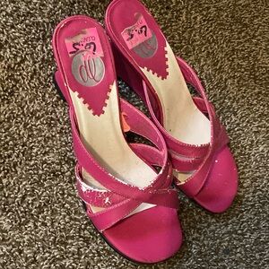 pink heels